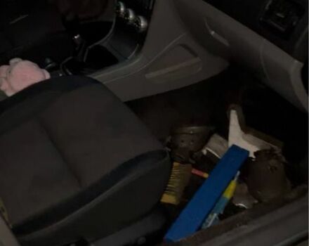 Серый Субару Форестер, объемом двигателя 2 л и пробегом 320 тыс. км за 2150 $, фото 8 на Automoto.ua