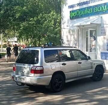 Серый Субару Форестер, объемом двигателя 2 л и пробегом 300 тыс. км за 4500 $, фото 10 на Automoto.ua