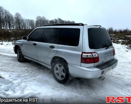 Серый Субару Форестер, объемом двигателя 2 л и пробегом 210 тыс. км за 5500 $, фото 6 на Automoto.ua