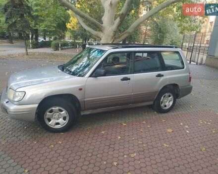 Субару Форестер 2001 в Запорожье на Automoto.ua Серый Субару Форестер, объемом двигателя 1.99 л и пробегом 258 тыс. км за 3100 $, фото 2 на Automoto.ua