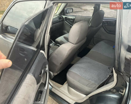 Серый Субару Форестер, объемом двигателя 2 л и пробегом 350 тыс. км за 4300 $, фото 10 на Automoto.ua