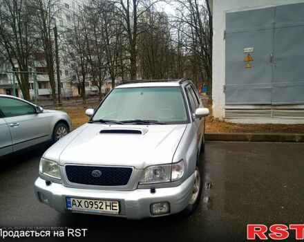 Сірий Субару Forester, об'ємом двигуна 2 л та пробігом 305 тис. км за 4400 $, фото 1 на Automoto.ua