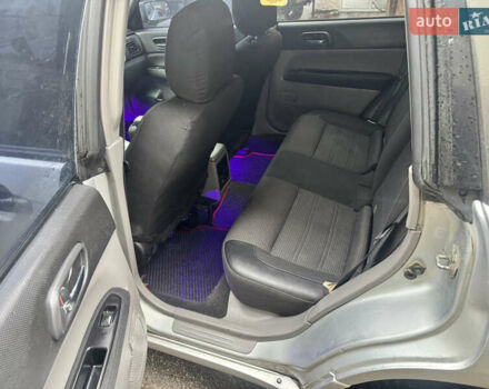 Сірий Субару Forester, об'ємом двигуна 2 л та пробігом 300 тис. км за 5000 $, фото 5 на Automoto.ua