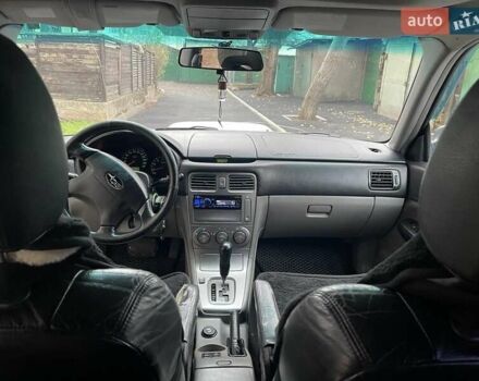 Серый Субару Форестер, объемом двигателя 2 л и пробегом 273 тыс. км за 6000 $, фото 9 на Automoto.ua