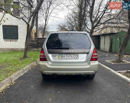 Серый Субару Форестер, объемом двигателя 2 л и пробегом 273 тыс. км за 6000 $, фото 4 на Automoto.ua