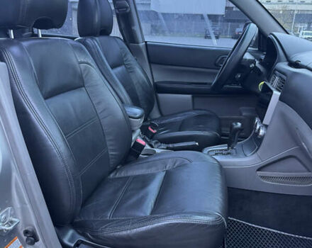 Серый Субару Форестер, объемом двигателя 2 л и пробегом 195 тыс. км за 6700 $, фото 8 на Automoto.ua