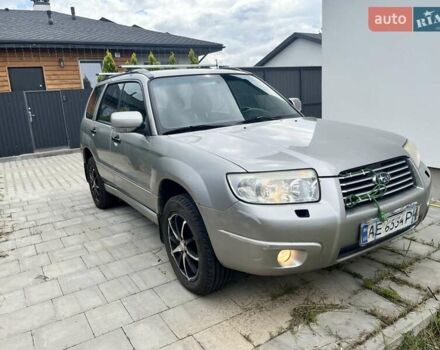Сірий Субару Forester, об'ємом двигуна 1.99 л та пробігом 298 тис. км за 5700 $, фото 1 на Automoto.ua