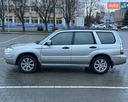 Серый Субару Форестер, объемом двигателя 2 л и пробегом 195 тыс. км за 6700 $, фото 4 на Automoto.ua