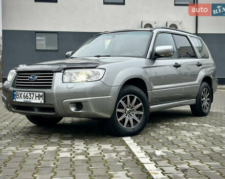 Сірий Субару Forester, об'ємом двигуна 2 л та пробігом 295 тис. км за 6199 $, фото 3 на Automoto.ua