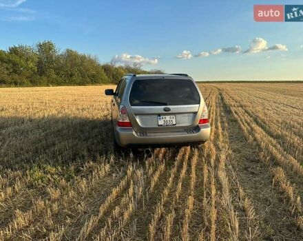 Серый Субару Форестер, объемом двигателя 2 л и пробегом 315 тыс. км за 5850 $, фото 2 на Automoto.ua