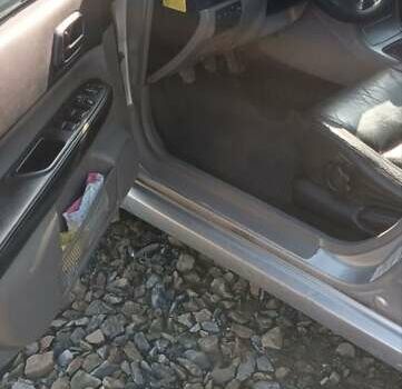 Серый Субару Форестер, объемом двигателя 2 л и пробегом 395 тыс. км за 6100 $, фото 2 на Automoto.ua