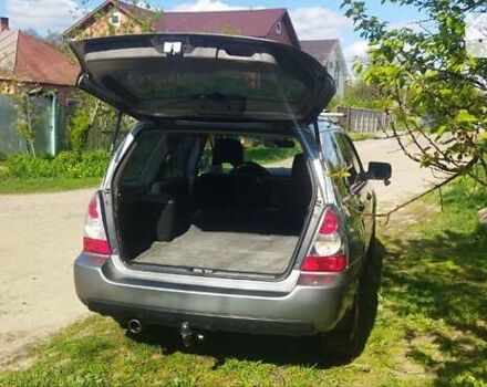 Сірий Субару Forester, об'ємом двигуна 2 л та пробігом 156 тис. км за 8200 $, фото 4 на Automoto.ua