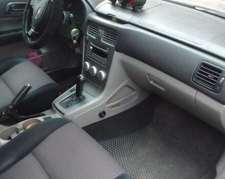 Серый Субару Форестер, объемом двигателя 2 л и пробегом 351 тыс. км за 5700 $, фото 8 на Automoto.ua