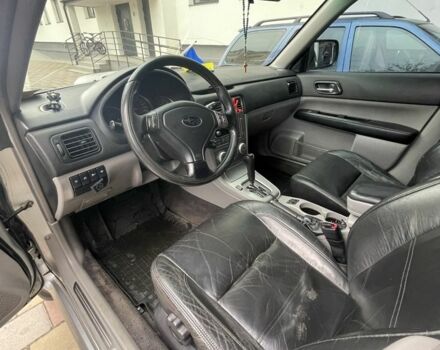 Серый Субару Форестер, объемом двигателя 2.5 л и пробегом 265 тыс. км за 6600 $, фото 3 на Automoto.ua