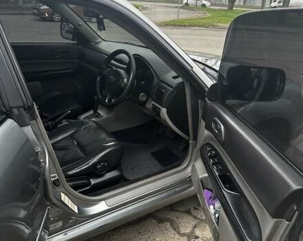 Серый Субару Форестер, объемом двигателя 2 л и пробегом 370 тыс. км за 4000 $, фото 11 на Automoto.ua