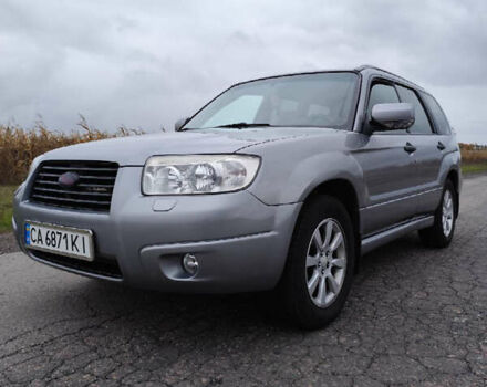 Серый Субару Форестер, объемом двигателя 2 л и пробегом 280 тыс. км за 7500 $, фото 4 на Automoto.ua
