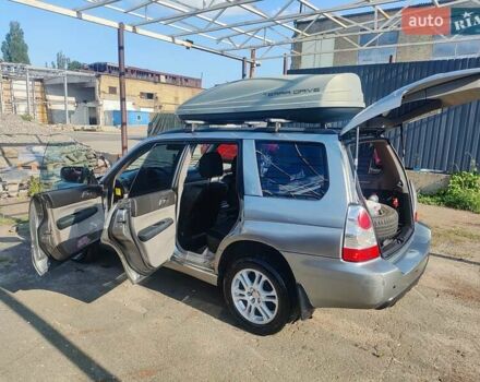 Сірий Субару Forester, об'ємом двигуна 1.99 л та пробігом 371 тис. км за 6200 $, фото 22 на Automoto.ua