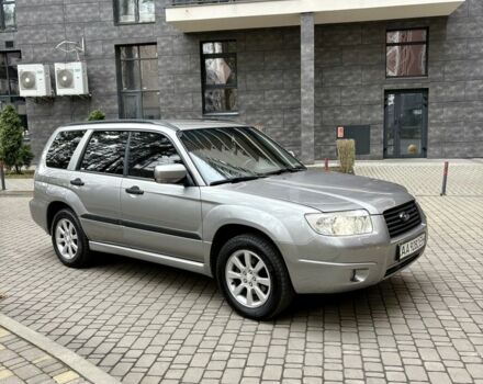 Серый Субару Форестер, объемом двигателя 2 л и пробегом 250 тыс. км за 6200 $, фото 2 на Automoto.ua