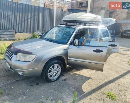 Сірий Субару Forester, об'ємом двигуна 1.99 л та пробігом 371 тис. км за 6200 $, фото 21 на Automoto.ua