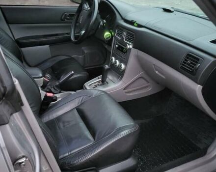 Серый Субару Форестер, объемом двигателя 1.99 л и пробегом 326 тыс. км за 8500 $, фото 4 на Automoto.ua