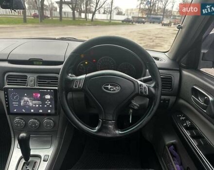 Серый Субару Форестер, объемом двигателя 2 л и пробегом 370 тыс. км за 4000 $, фото 4 на Automoto.ua