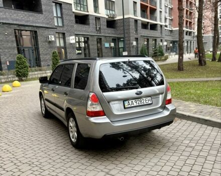Серый Субару Форестер, объемом двигателя 2 л и пробегом 250 тыс. км за 6200 $, фото 5 на Automoto.ua