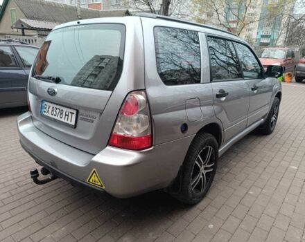 Серый Субару Форестер, объемом двигателя 2 л и пробегом 325 тыс. км за 5800 $, фото 4 на Automoto.ua