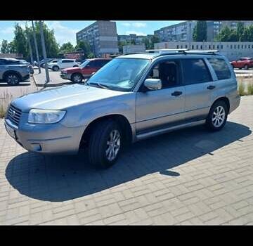 Серый Субару Форестер, объемом двигателя 2 л и пробегом 275 тыс. км за 6200 $, фото 2 на Automoto.ua