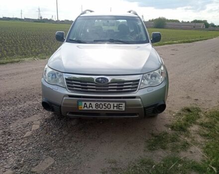 Сірий Субару Forester, об'ємом двигуна 2 л та пробігом 305 тис. км за 8000 $, фото 2 на Automoto.ua