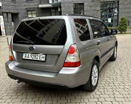 Серый Субару Форестер, объемом двигателя 2 л и пробегом 250 тыс. км за 6200 $, фото 4 на Automoto.ua