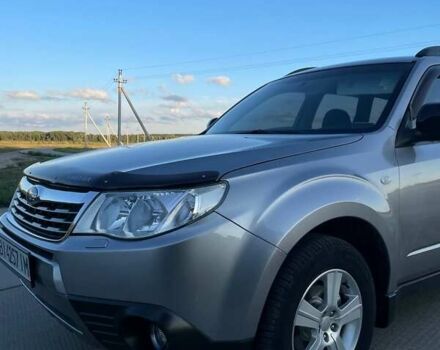 Серый Субару Форестер, объемом двигателя 2 л и пробегом 167 тыс. км за 9800 $, фото 3 на Automoto.ua