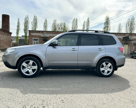 Сірий Субару Forester, об'ємом двигуна 2.46 л та пробігом 160 тис. км за 10000 $, фото 1 на Automoto.ua