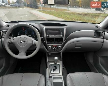 Серый Субару Форестер, объемом двигателя 1.99 л и пробегом 197 тыс. км за 8300 $, фото 13 на Automoto.ua