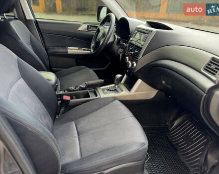 Серый Субару Форестер, объемом двигателя 2 л и пробегом 280 тыс. км за 7100 $, фото 31 на Automoto.ua