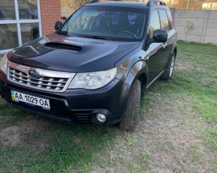 Сірий Субару Forester, об'ємом двигуна 2.5 л та пробігом 233 тис. км за 5950 $, фото 3 на Automoto.ua