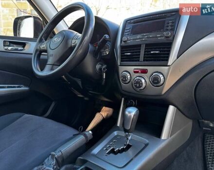 Сірий Субару Forester, об'ємом двигуна 1.99 л та пробігом 190 тис. км за 8800 $, фото 14 на Automoto.ua