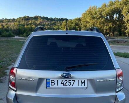 Серый Субару Форестер, объемом двигателя 2 л и пробегом 167 тыс. км за 9800 $, фото 4 на Automoto.ua