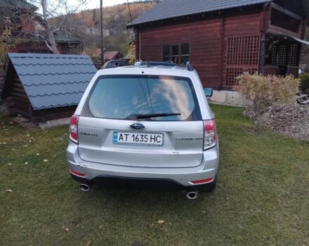 Субару Форестер 2008 в Надворной на Automoto.ua Серый Субару Форестер, объемом двигателя 2 л и пробегом 128 тыс. км за 7000 $, фото 2 на Automoto.ua