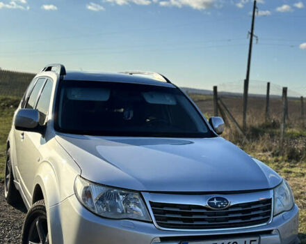 Серый Субару Форестер, объемом двигателя 1.99 л и пробегом 201 тыс. км за 7800 $, фото 1 на Automoto.ua