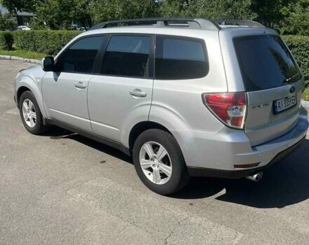 Сірий Субару Forester, об'ємом двигуна 2 л та пробігом 250 тис. км за 8400 $, фото 5 на Automoto.ua