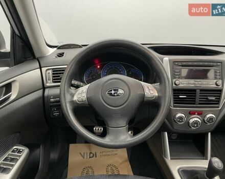 Серый Субару Форестер, объемом двигателя 2 л и пробегом 175 тыс. км за 8974 $, фото 10 на Automoto.ua