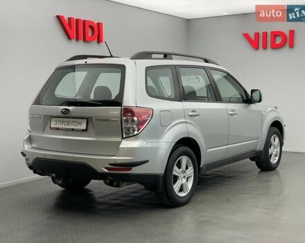 Серый Субару Форестер, объемом двигателя 2 л и пробегом 175 тыс. км за 8974 $, фото 1 на Automoto.ua