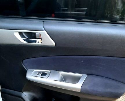 Сірий Субару Forester, об'ємом двигуна 25 л та пробігом 238 тис. км за 8150 $, фото 3 на Automoto.ua