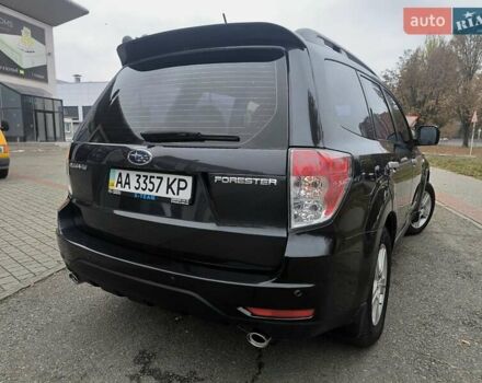 Серый Субару Форестер, объемом двигателя 1.99 л и пробегом 197 тыс. км за 8300 $, фото 3 на Automoto.ua