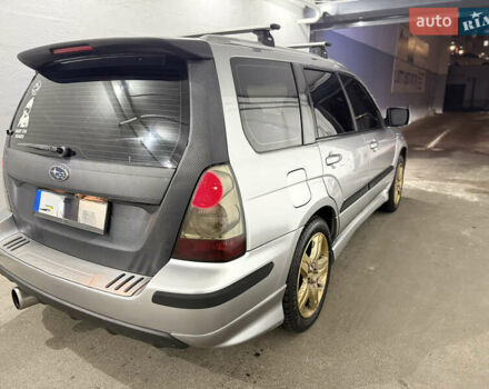 Сірий Субару Forester, об'ємом двигуна 2.5 л та пробігом 318 тис. км за 9500 $, фото 2 на Automoto.ua