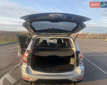 Сірий Субару Forester, об'ємом двигуна 2 л та пробігом 210 тис. км за 9500 $, фото 27 на Automoto.ua