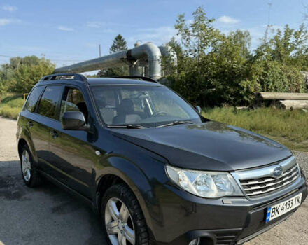Субару Форестер 2008 в Киеве на Automoto.ua Серый Субару Форестер, объемом двигателя 2.46 л и пробегом 303 тыс. км за 5800 $, фото 4 на Automoto.ua