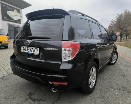 Серый Субару Форестер, объемом двигателя 2 л и пробегом 197 тыс. км за 8300 $, фото 2 на Automoto.ua