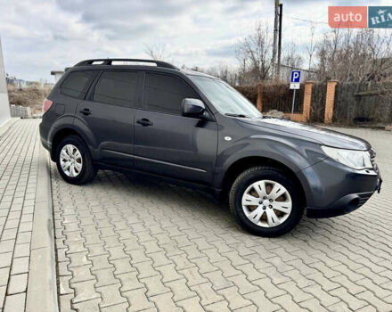 Серый Субару Форестер, объемом двигателя 2 л и пробегом 280 тыс. км за 7100 $, фото 20 на Automoto.ua