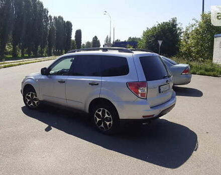 Сірий Субару Forester, об'ємом двигуна 1.99 л та пробігом 300 тис. км за 7000 $, фото 4 на Automoto.ua